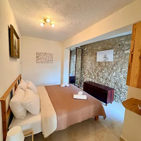 Деревянный коттедж Agapi House Vouni (Corfu)