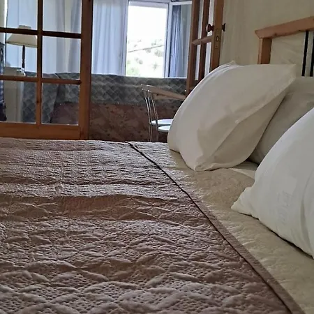 Agapi Holiday House Lodge *